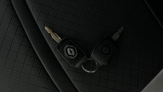 Used 2021 Renault Kwid RXL Petrol Manual extra CAR KEY VIEW