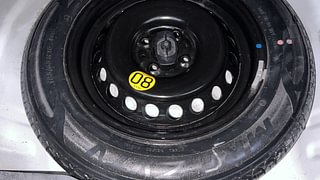 Used 2016 Maruti Suzuki Baleno [2015-2019] Zeta AT Petrol Petrol Automatic tyres SPARE TYRE VIEW