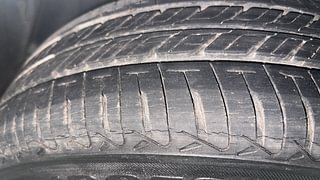 Used 2014 Honda Amaze [2013-2016] 1.2 S i-VTEC Petrol Manual tyres LEFT FRONT TYRE TREAD VIEW