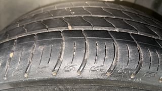 Used 2020 Tata Altroz XZ 1.2 Petrol Manual tyres LEFT FRONT TYRE TREAD VIEW