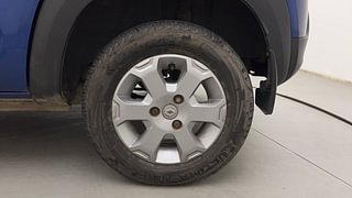 Used 2018 Renault Kwid [2017-2019] CLIMBER 1.0 AMT Petrol Automatic tyres LEFT REAR TYRE RIM VIEW