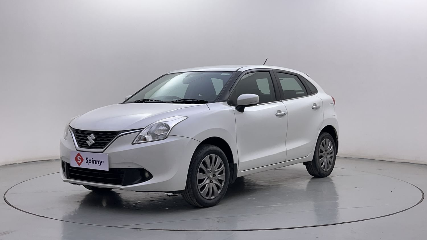 LEFT FRONT CORNER VIEW