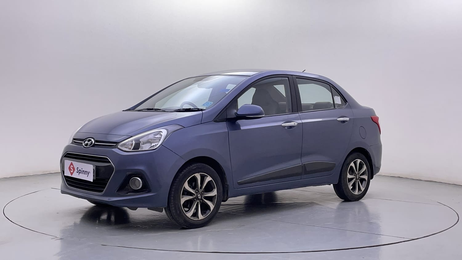 Used Hyundai Xcent SX (O) Petrol car in Malleshwaram, Bangalore for 4.