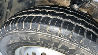 Used 2023 maruti-suzuki Eeco AC CNG 5 STR Petrol+cng Manual tyres RIGHT FRONT TYRE TREAD VIEW