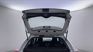 Used 2016 Maruti Suzuki Baleno [2015-2019] Zeta AT Petrol Petrol Automatic interior DICKY DOOR OPEN VIEW
