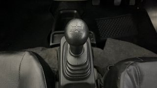 Used 2023 maruti-suzuki Eeco AC CNG 5 STR Petrol+cng Manual interior GEAR  KNOB VIEW