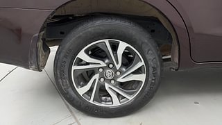 Used 2021 Toyota Innova Crysta 2.7 GX 7 STR Petrol Manual tyres RIGHT REAR TYRE RIM VIEW