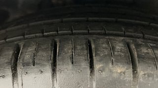 Used 2018 Ford Figo Aspire [2019-2021] Titanium Plus 1.2 Ti-VCT Petrol Manual tyres RIGHT FRONT TYRE TREAD VIEW