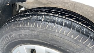 Used 2013 Hyundai i10 [2010-2016] Magna 1.2 Petrol Petrol Manual tyres RIGHT REAR TYRE TREAD VIEW