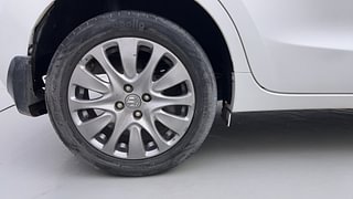 Used 2016 Maruti Suzuki Baleno [2015-2019] Zeta AT Petrol Petrol Automatic tyres RIGHT REAR TYRE RIM VIEW