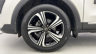 Used 2022 MG Motors Astor Sharp 1.5 CVT Petrol Automatic tyres LEFT FRONT TYRE RIM VIEW