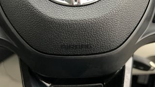 Used 2022 Tata Tiago Revotron XZ Plus Petrol Manual top_features Airbags