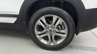 Used 2020 Kia Seltos HTX IVT G Petrol Automatic tyres LEFT REAR TYRE RIM VIEW