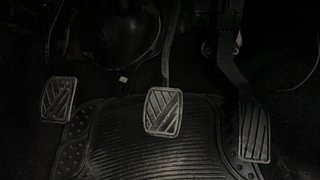 Used 2010 Maruti Suzuki Swift [2007-2011] VXi Petrol Manual interior PEDALS VIEW