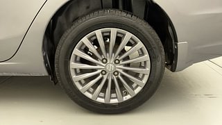 Used 2018 maruti-suzuki Ciaz Alpha Petrol AT Petrol Automatic tyres LEFT REAR TYRE RIM VIEW