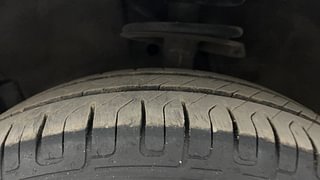 Used 2010 Maruti Suzuki Swift [2007-2011] VXi Petrol Manual tyres LEFT FRONT TYRE TREAD VIEW