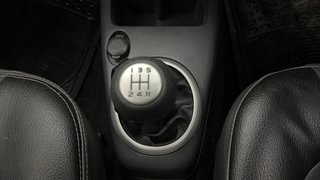 Used 2010 Maruti Suzuki Swift [2007-2011] VXi Petrol Manual interior GEAR  KNOB VIEW