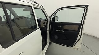 Used 2013 Maruti Suzuki Wagon R 1.0 [2010-2019] VXi Petrol Manual interior RIGHT FRONT DOOR OPEN VIEW