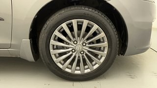 Used 2018 maruti-suzuki Ciaz Alpha Petrol AT Petrol Automatic tyres RIGHT FRONT TYRE RIM VIEW