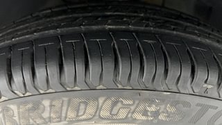 Used 2024 Tata Altroz XT Turbo 1.2 Petrol Manual tyres LEFT FRONT TYRE TREAD VIEW