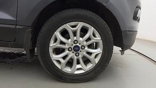 Used 2015 Ford EcoSport [2015-2017] Titanium (O) 1.0L Eco Boost Petrol Manual tyres RIGHT FRONT TYRE RIM VIEW