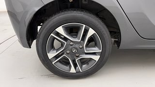 Used 2022 Tata Tiago Revotron XZ Plus Petrol Manual tyres RIGHT REAR TYRE RIM VIEW