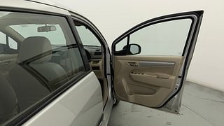 Used 2014 Maruti Suzuki Ertiga [2012-2015] Vxi Petrol Manual interior RIGHT FRONT DOOR OPEN VIEW