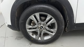 Used 2020 Kia Seltos HTX IVT G Petrol Automatic tyres LEFT FRONT TYRE RIM VIEW