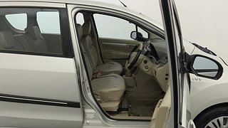 Used 2014 Maruti Suzuki Ertiga [2012-2015] Vxi Petrol Manual interior RIGHT SIDE FRONT DOOR CABIN VIEW