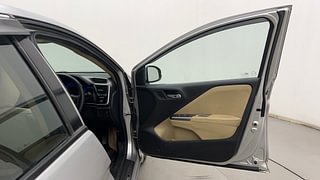 Used 2015 Honda City [2014-2017] VX Diesel Diesel Manual interior RIGHT FRONT DOOR OPEN VIEW