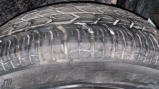 Used 2014 Maruti Suzuki Swift [2011-2017] VXi Petrol Manual tyres LEFT REAR TYRE TREAD VIEW