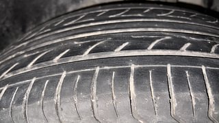 Used 2016 Hyundai Creta [2015-2018] 1.6 SX Plus Petrol Petrol Manual tyres LEFT REAR TYRE TREAD VIEW