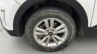 Used 2016 Hyundai Creta [2015-2018] 1.6 SX Plus Petrol Petrol Manual tyres LEFT FRONT TYRE RIM VIEW