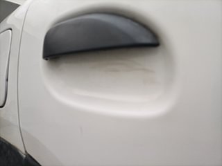 Used 2018 Renault Kwid [2015-2019] 1.0 RXT AMT Opt Petrol Automatic dents MINOR SCRATCH