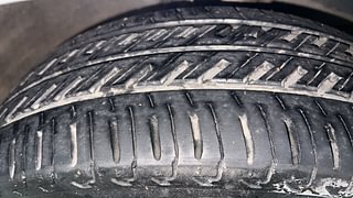 Used 2013 Honda City [2011-2014] 1.5 S MT Petrol Manual tyres RIGHT FRONT TYRE TREAD VIEW