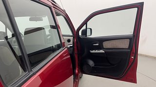 Used 2015 Maruti Suzuki Wagon R 1.0 [2010-2019] VXi Petrol Manual interior RIGHT FRONT DOOR OPEN VIEW