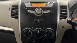 Used 2015 Maruti Suzuki Wagon R 1.0 [2010-2019] VXi Petrol Manual interior MUSIC SYSTEM & AC CONTROL VIEW