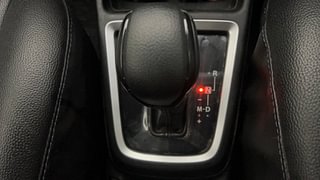 Used 2018 Maruti Suzuki Swift [2017-2021] ZXi AMT Petrol Automatic interior GEAR  KNOB VIEW