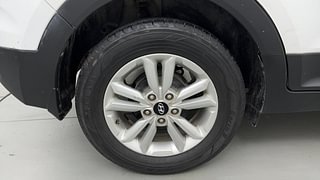 Used 2016 Hyundai Creta [2015-2018] 1.6 SX Plus Petrol Petrol Manual tyres RIGHT REAR TYRE RIM VIEW
