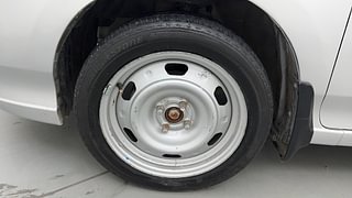 Used 2013 Honda City [2011-2014] 1.5 S MT Petrol Manual tyres LEFT FRONT TYRE RIM VIEW