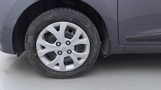 Used 2015 Hyundai Grand i10 [2013-2017] Sportz 1.2 Kappa VTVT Petrol Manual tyres LEFT FRONT TYRE RIM VIEW