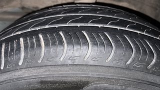 Used 2021 Honda Amaze 1.2 VX i-VTEC Petrol Manual tyres RIGHT REAR TYRE TREAD VIEW