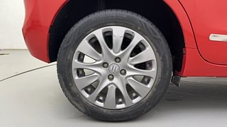 Used 2018 Maruti Suzuki Baleno [2015-2019] Alpha AT Petrol Petrol Automatic tyres RIGHT REAR TYRE RIM VIEW