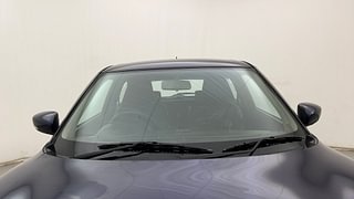 Used 2018 Maruti Suzuki Swift [2017-2021] ZXi AMT Petrol Automatic exterior FRONT WINDSHIELD VIEW