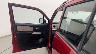 Used 2015 Maruti Suzuki Wagon R 1.0 [2010-2019] VXi Petrol Manual interior LEFT FRONT DOOR OPEN VIEW