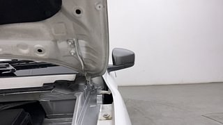 Used 2018 Renault Kwid [2015-2019] 1.0 RXT AMT Opt Petrol Automatic engine ENGINE LEFT SIDE HINGE & APRON VIEW