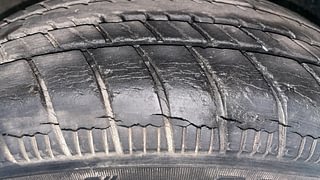 Used 2013 Honda Brio [2011-2016] S MT Petrol Manual tyres RIGHT FRONT TYRE TREAD VIEW