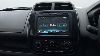 Used 2018 Renault Kwid [2015-2019] 1.0 RXT AMT Opt Petrol Automatic interior MUSIC SYSTEM & AC CONTROL VIEW