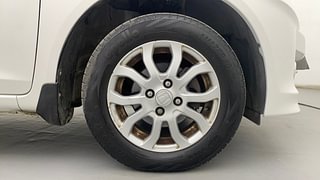 Used 2016 Honda Amaze [2013-2016] 1.2 VX AT i-VTEC Petrol Automatic tyres RIGHT FRONT TYRE RIM VIEW