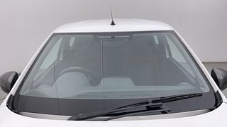Used 2018 Renault Kwid [2015-2019] 1.0 RXT AMT Opt Petrol Automatic exterior FRONT WINDSHIELD VIEW